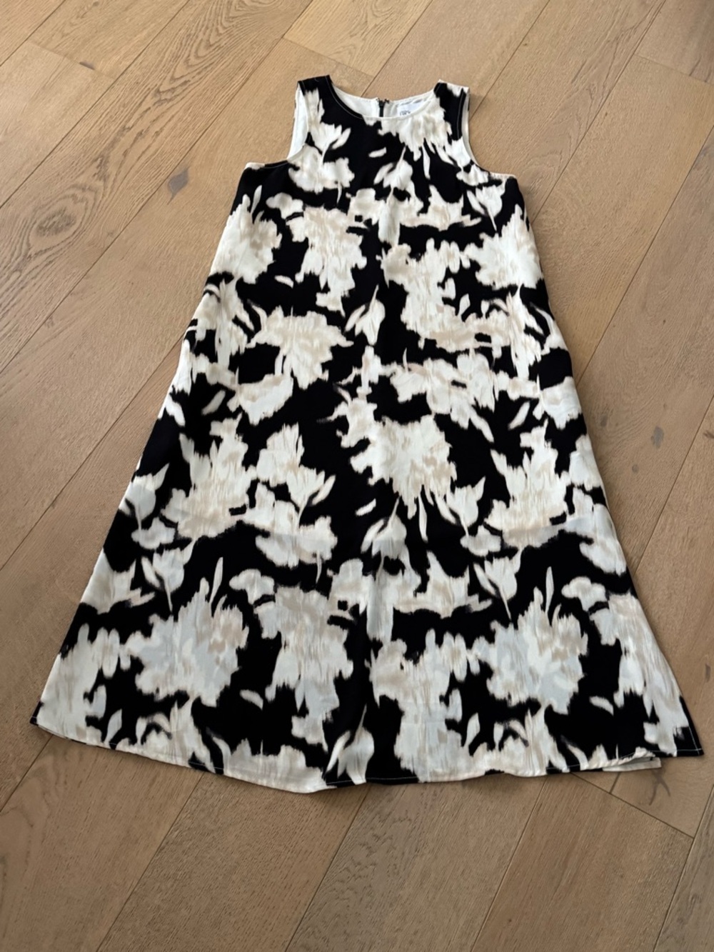 Nordstrom Rack Midi Flowy Abstract Print Dress XSmall